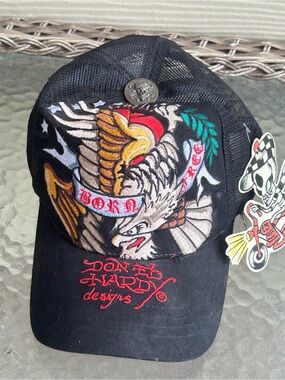 NWT! ED HARDY Designs BORN FREE Eagle Trucker Snapback Hat